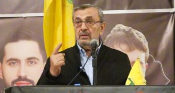 عز الدين: لموقف سياسي موحد بين الرئاسات الثلاث ولن نتراجع قيد أنملة عن حقنا بالدفاع عن الأرض عز الدين: لموقف سياسي موحد بين الرئاسات الثلاث ولن نتراجع قيد أنملة عن حقنا بالدفاع عن الأرض