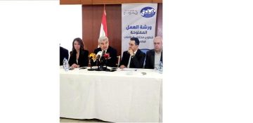 عيسى الخوري في حوار صناعي متني: وزارة الصناعة باشرت بتنفيذ مشروع المكننة لتصبح المعاملات الكترونيا عيسى الخوري في حوار صناعي متني: وزارة الصناعة باشرت بتنفيذ مشروع المكننة لتصبح المعاملات الكترونيا