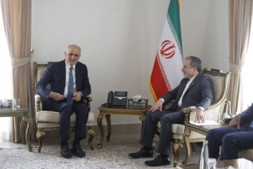 علي حسن خليل عقد سلسلة لقاءات في ايران مع لاريجاني وقاليباف وعراقجي علي حسن خليل عقد سلسلة لقاءات في ايران مع لاريجاني وقاليباف وعراقجي