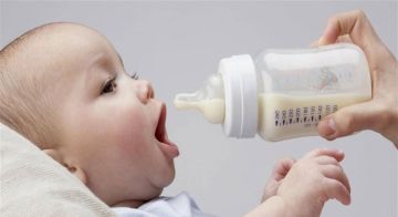 بحليب يجري سحبه من الأسواق.. تسمم 13 رضيعا في 10 ولايات أميركية!