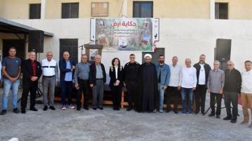 ديرقانون رأس العين تحتفل بمعرض صورة من القلب للإعلامي هلال سقلاوي ديرقانون رأس العين تحتفل بمعرض صورة من القلب للإعلامي هلال سقلاوي