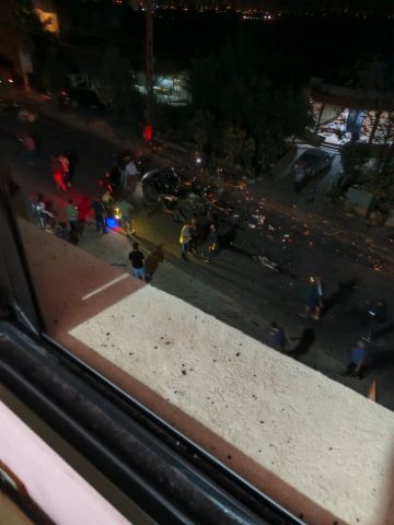 مسيرة معادية استهدفت سيارة على طريق عام فرون