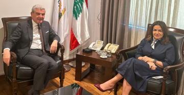 وزير الصناعة بحث مع وزيرة الشؤون بالملفات المشتركة واستقبل السفير التركي وزير الصناعة بحث مع وزيرة الشؤون بالملفات المشتركة واستقبل السفير التركي