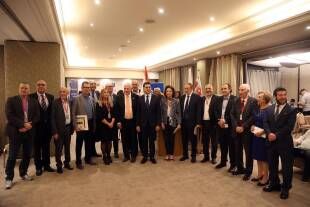 افتتاح معرض الطوابع الدولي الأول من تنظيم LAP