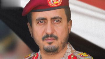 رئاسة هيئة الأركان العامة للقوات المسلحة اليمنية معزية بالقائد الطبطبائي: دماء الشهداء هي البوصلة التي توجه جهادنا