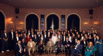 وسط أجواء مميزة لقاء جمع تركي آل الشيخ بأساطير الفن السوري في الرياض (صور)