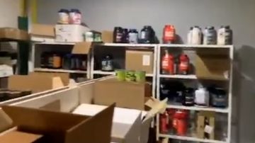 ضبط كمية كبيرة من المتممات الغذائية المهربة ضبط كمية كبيرة من المتممات الغذائية المهربة