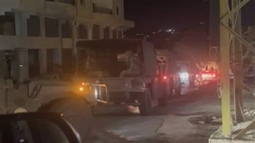 الجيش يدخل بلدة بيت ليف (فيديو وصور) الجيش يدخل بلدة بيت ليف (فيديو وصور)