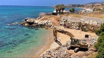 الشواطئ اللبنانية تحت الخطر وتعديات تنذر بـالأسوأ!