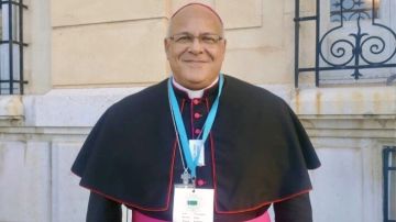 المطران اسيان: نصيحتي للبابا لاوون أن يعتني بصحته لضمان استمراره في أداء المهمات الموكلة إليه المطران اسيان: نصيحتي للبابا لاوون أن يعتني بصحته لضمان استمراره في أداء المهمات الموكلة إليه