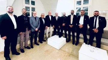 تمام سلام خلال لقائه وفد جماعة عباد الرحمن: تقدير لدور الجمعية الريادي تمام سلام خلال لقائه وفد جماعة عباد الرحمن: تقدير لدور الجمعية الريادي