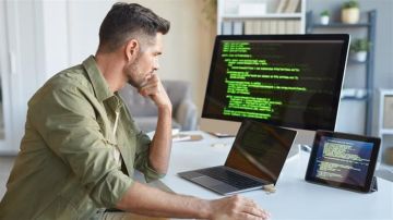 شركة رائدة في مجال أجهزة الكمبيوتر في منطقة صور تبحث عن شاب للعمل ضمن فريقها