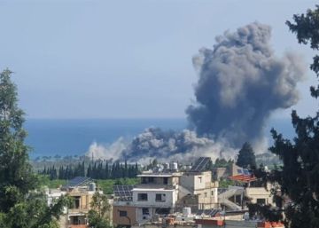 حريق بين النجارية والعدوسية اقترب من المنازل حريق بين النجارية والعدوسية اقترب من المنازل