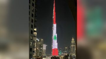 إضاءة برج خليفة بعلم لبنان احتفالا بعيد الاستقلال ومرقص شكر سلطات الإمارات على مبادرتها الأخوية إضاءة برج خليفة بعلم لبنان احتفالا بعيد الاستقلال ومرقص شكر سلطات الإمارات على مبادرتها الأخوية