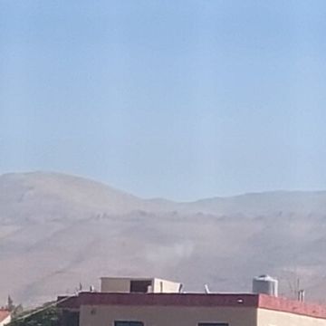 النشرة: دوي قوي شرق بعلبك مصدره تفجير للجيش في محيط حقل الطيبة في البقاع النشرة: دوي قوي شرق بعلبك مصدره تفجير للجيش في محيط حقل الطيبة في البقاع