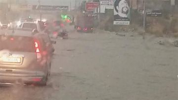 بعد غرق الطرقات... وزير الأشغال: من الطبيعي أن تحدث فيضانات! بعد غرق الطرقات... وزير الأشغال: من الطبيعي أن تحدث فيضانات!