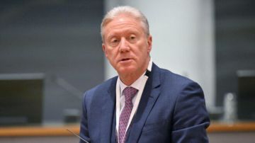 سلسلة لقاءات لوزير الخارجية