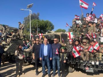 بلدية تربل أحيت عيد الاستقلال بمشاركة فوج التدخل السادس في الجيش اللبناني بلدية تربل أحيت عيد الاستقلال بمشاركة فوج التدخل السادس في الجيش اللبناني