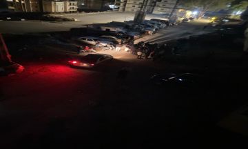 بالفيديو- حياتي بخطر .. مؤيدو الحزب يتجمعون أمام منزل معارض بالفيديو- حياتي بخطر .. مؤيدو الحزب يتجمعون أمام منزل معارض