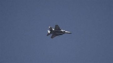 تحليق للطيران الحربي فوق الشريط الحدودي وتنفيذ غارات وهمية
