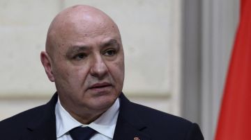 الرئيس عون يناور بالتفاوض: محاولة لتأجيل الضربة الحتمية؟ الرئيس عون يناور بالتفاوض: محاولة لتأجيل الضربة الحتمية؟