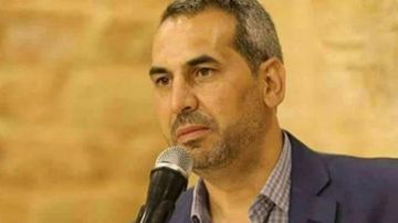 ايهاب حمادة: البعض يطرح عنوان المفاوضات مع العدو والاستسلام له