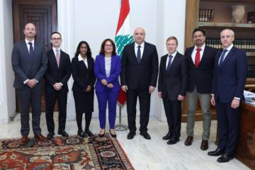 عون شدد أمام وفد مجموعة جيفريز على فرصة المتاحة للاستثمار وعرض مع زياد شيا دراسة لتشغيل خط القطار بين بيروت والبقاع