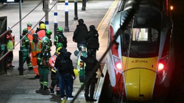 بالفيديو: هجوم عنيف على متن قطار