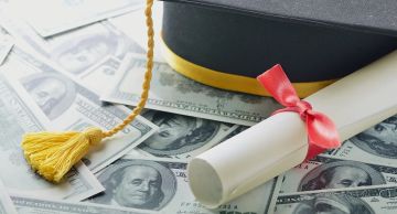 ماجستير ودكتوراه للبيع .. استنفار تربوي وتحقيقات قضائية في ملف تزوير شهادات جامعية! ماجستير ودكتوراه للبيع .. استنفار تربوي وتحقيقات قضائية في ملف تزوير شهادات جامعية!