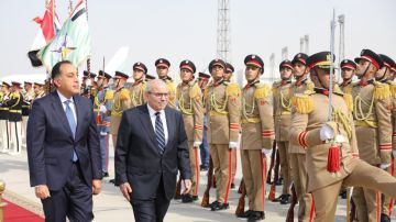 بالصور: سلام في مصر