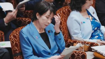 رئيسة وزراء تنام ساعتين فقط.. وتجتمع بمساعديها فجرا