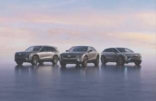 Zeekr تعيد تعريف الفخامة الذكية مع إطلاق Zeekr 7X