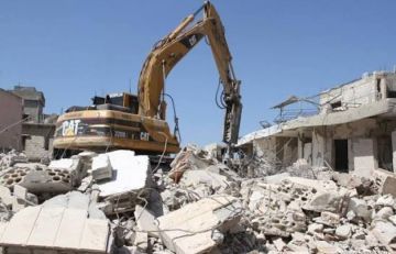 الوزراء بذلوا جهدا في سرقة شعار سنعيدها أجمل مما كانت وترجمته إلى الأجنبية: خفة حكومية في ملف إعادة الإعمار