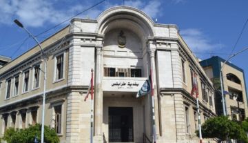 رئيس بلدية طرابلس تابع موضوع جمع ونقل النفايات في المدينة: لافاجيت ستستأنف عملها رئيس بلدية طرابلس تابع موضوع جمع ونقل النفايات في المدينة: لافاجيت ستستأنف عملها