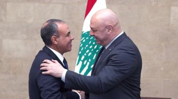 وزير الخارجية المصري: ندعم مبادرة الرئيس اللبناني حول الجيش وزير الخارجية المصري: ندعم مبادرة الرئيس اللبناني حول الجيش