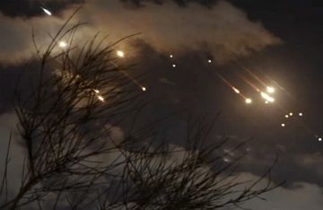 المنطقة على شفا مواجهة كبرى.. العدو الاسرائيلي يستعد لهجوم واسع النطاق على إيران ولبنان وغزة المنطقة على شفا مواجهة كبرى.. العدو الاسرائيلي يستعد لهجوم واسع النطاق على إيران ولبنان وغزة