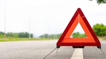 النشرة: 3 إصابات في انزلاق 5 سيارات على طريق عام شوكين - النبطية