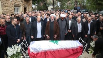 بالصور: تشييع عميد آل الخليل السفير السابق خليل كاظم الخليل