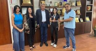 ناصيف سقلاوي كرم بطلة الركض الجنوبية نينار حسين