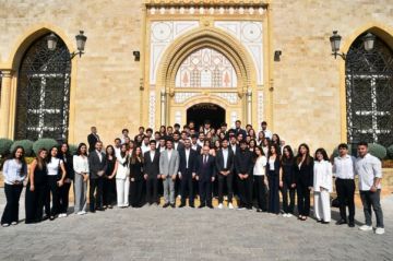 طلاب نادي التغيير في الجامعة الأميركية في بيروت أهدوا فوزهم في الانتخابات إلى سلام