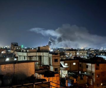 13 شهيدا جراء غارات إسرائيلية على مخيم عين الحلوة في صيدا