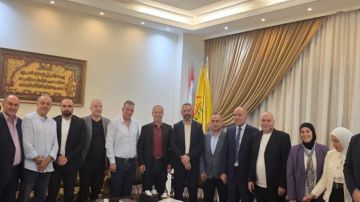 إيهاب حمادة لوفد من روابط الأساتذة والمعلمين: كتلتنا إلى جانبكم