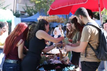 جامعة الروح القدس الكسليك تنظم فعالية رحلة نحو العافية لتعزيز العناية الذاتية والصحة الشاملة