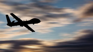 مسيرات أوكرانية تهاجم مواقع البنية التحتية للطاقة في ضواحي مدينة فلاديمير الروسية مسيرات أوكرانية تهاجم مواقع البنية التحتية للطاقة في ضواحي مدينة فلاديمير الروسية