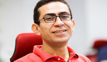 الروائي المصري السيد شحتة لـ اللواء : سرايا عمر أفندي سردية للنفس البشرية التي تحتضر بسبب الخنق الرقمي الروائي المصري السيد شحتة لـ اللواء : سرايا عمر أفندي سردية للنفس البشرية التي تحتضر بسبب الخنق الرقمي