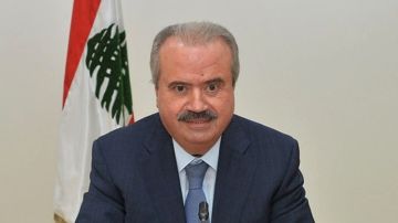 الوزير جابر بعد اجتماعه مع جمعية المصارف: حقققنا بعض التقدم في توحيد النظرة لقانون الفجوة المالية الوزير جابر بعد اجتماعه مع جمعية المصارف: حقققنا بعض التقدم في توحيد النظرة لقانون الفجوة المالية