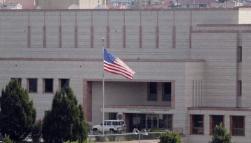 السفارة الأميركية في بيروت تعلن إقفال أبوابها تزامنا مع زيارة البابا لاوون الرابع عشر