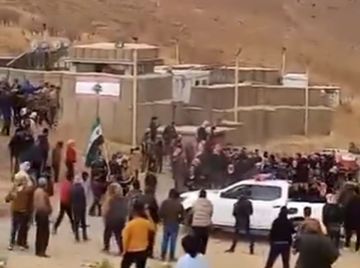 تداول فيديو لـ تطويق قوات سورية لمركز حدودي لبناني .. ما حقيقته؟ تداول فيديو لـ تطويق قوات سورية لمركز حدودي لبناني .. ما حقيقته؟