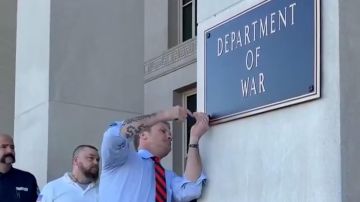 بالفيديو: الوزير يعلق وزارة الحرب