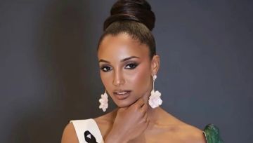 آخر مستجدات حالة ملكة جمال جامايكا الصحية بعد سقوطها على المسرح آخر مستجدات حالة ملكة جمال جامايكا الصحية بعد سقوطها على المسرح